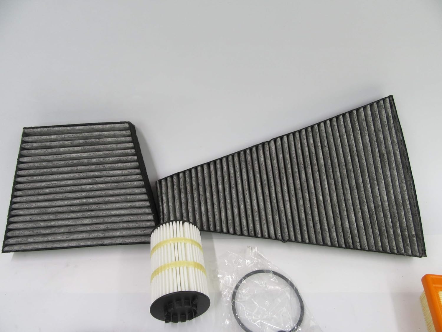 Bentley Continental V8 Brake Pads Filters Wiper Blades V713