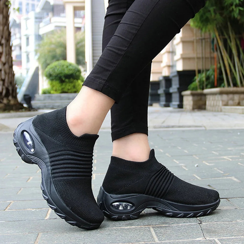 Women's Slip on Mesh Walking Shoes U395710