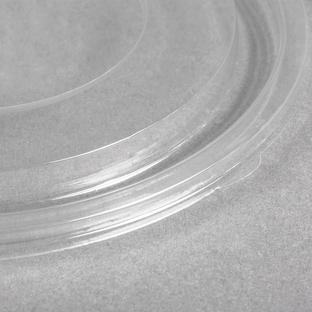 Clear Flat Round Lid - 300/Case W43747