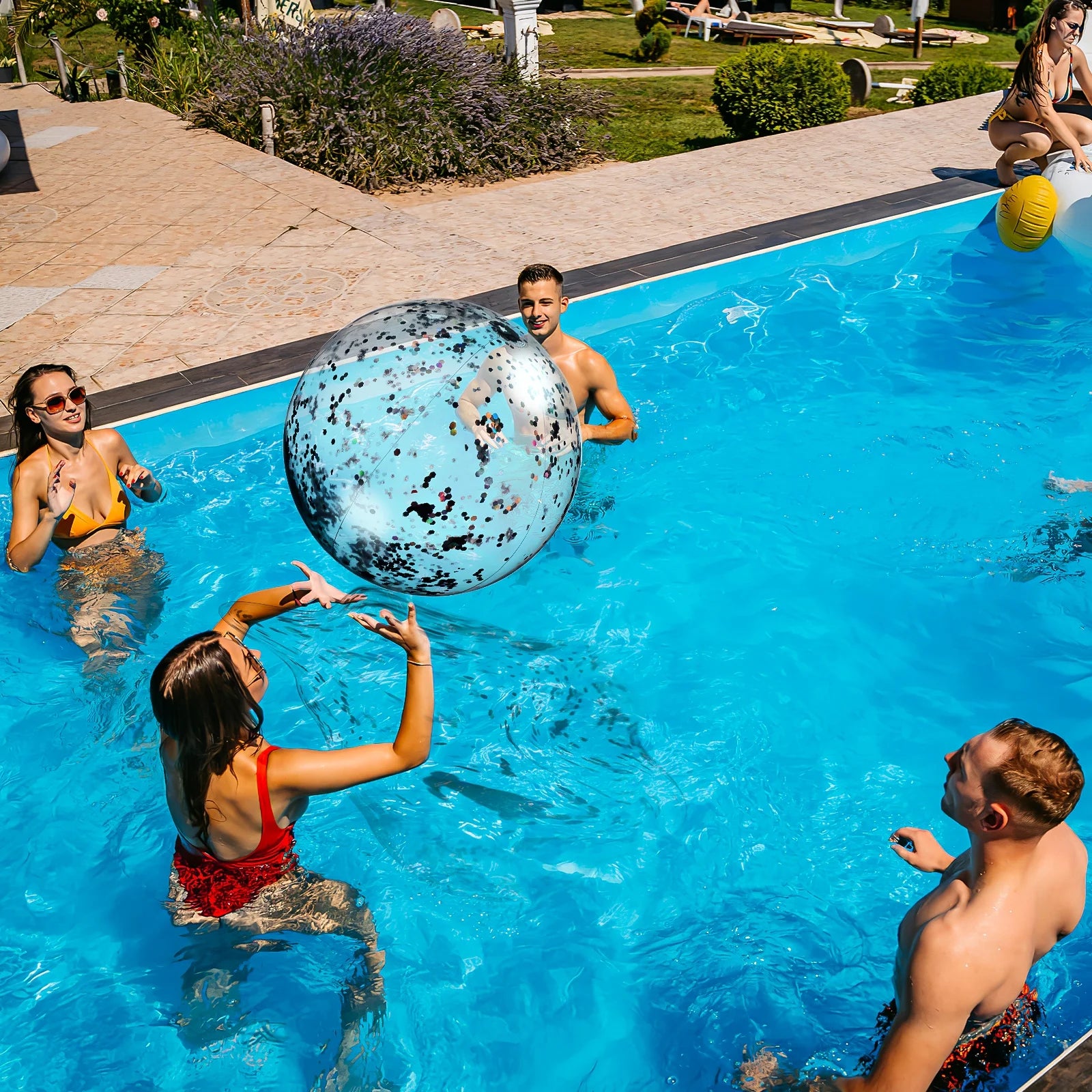 2 Pcs Glitter Confetti Inflatable Beach Balls with Air Pump L957