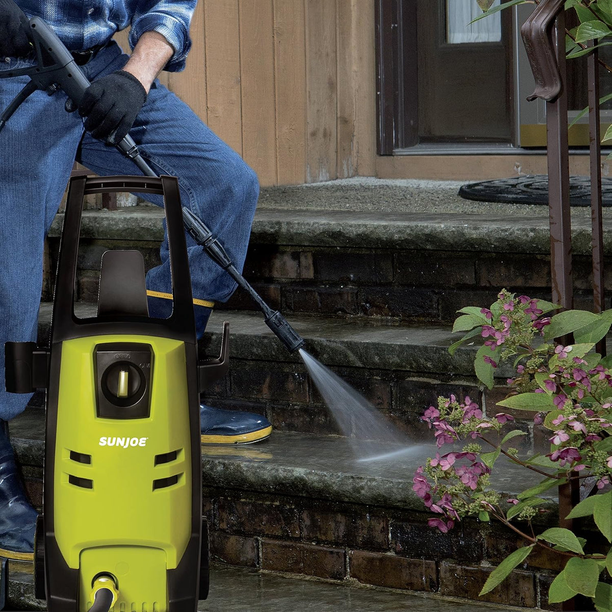 1740 PSI Electric Pressure Washer M5463