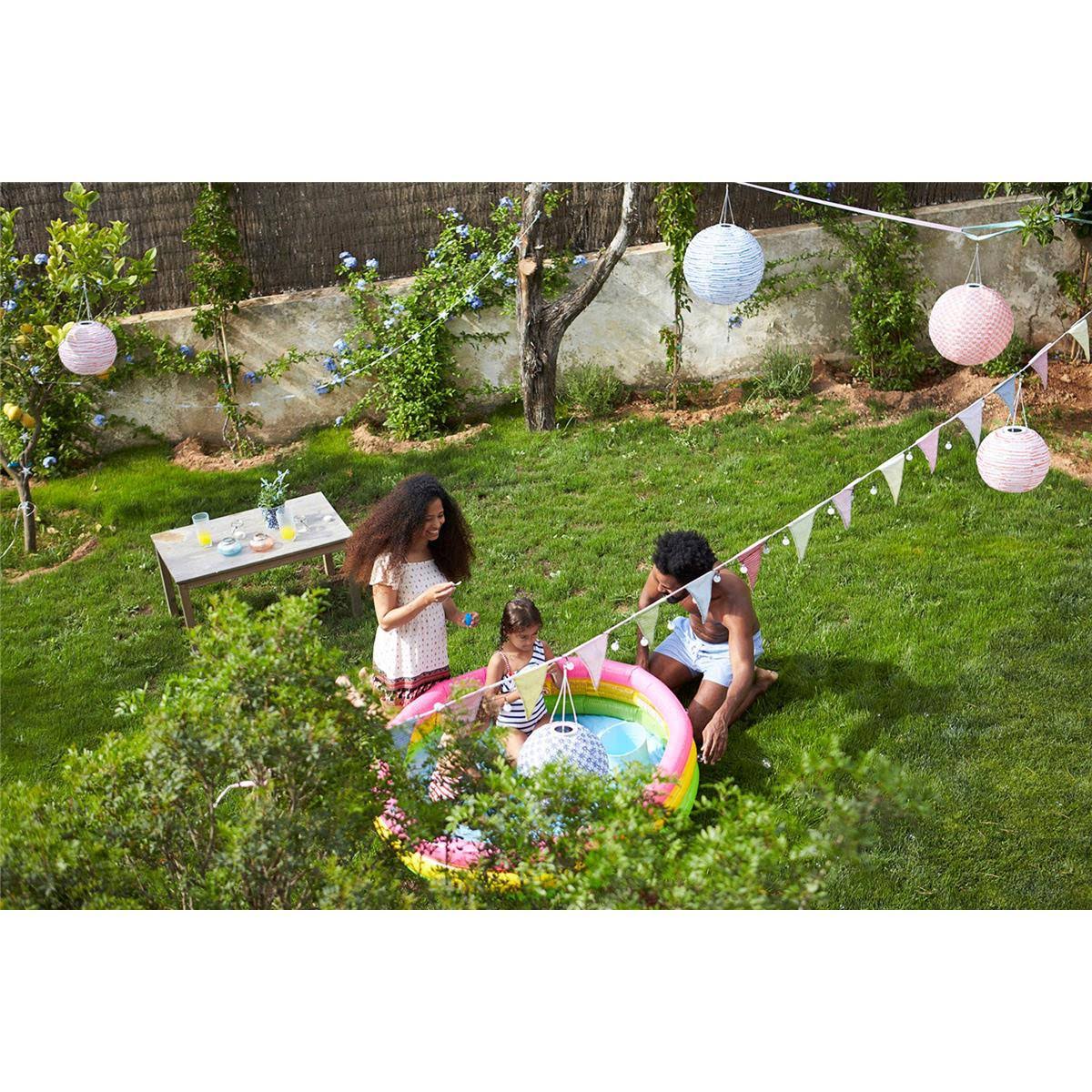 White 1080p Wireless Battery Security Camera with Outdoor Stand & Solar Panel R158354
