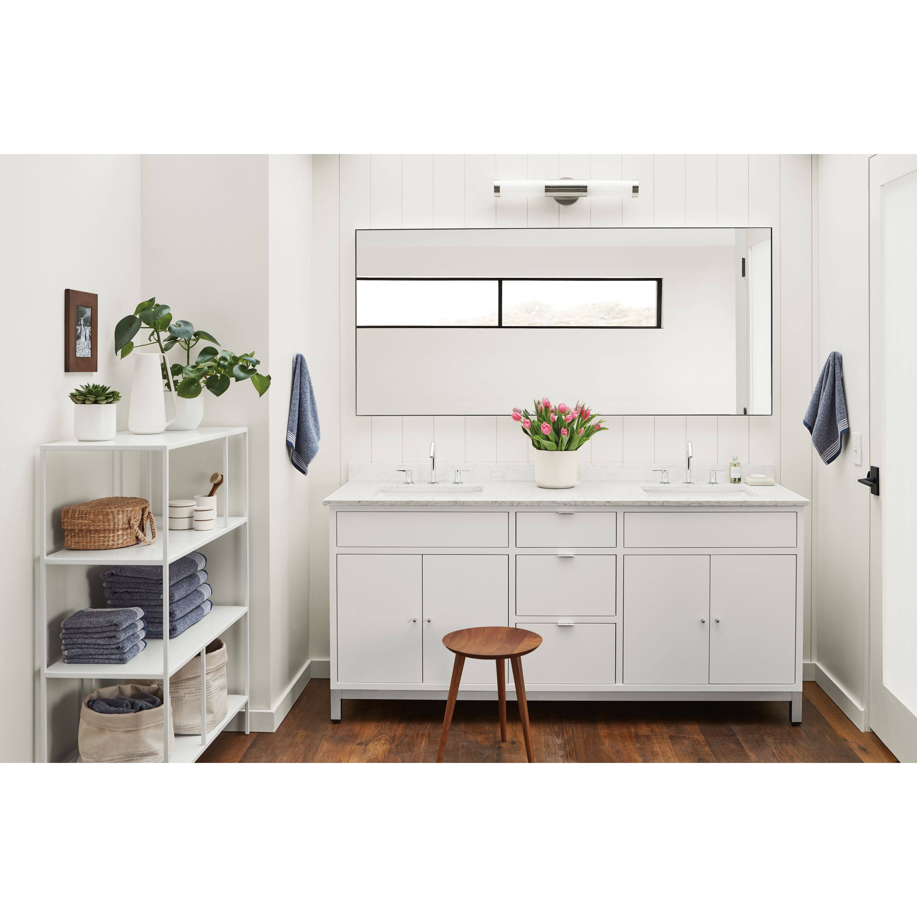 Sapphire Bookcase F619
