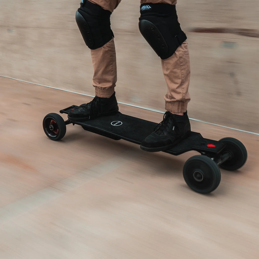All-Terrain Electric Longboard with Remote, 28 Mph, 165 mm Wheels, 1500W Dual Motor, 38 Inch W2847