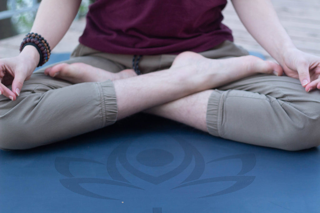 Natural Yoga and Exercise Mat with Carry Strap Y513
