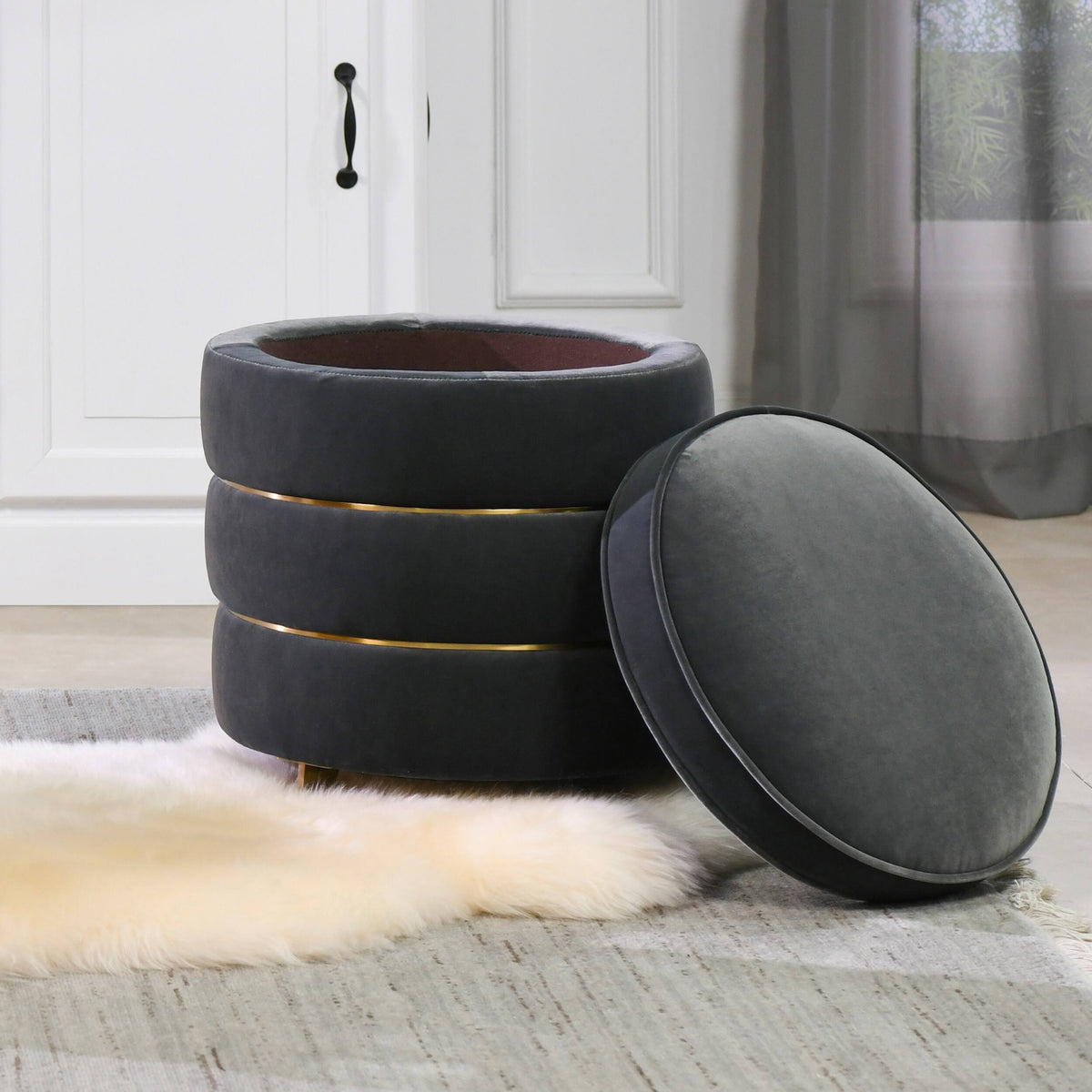 Round Accent Storage Ottoman T573