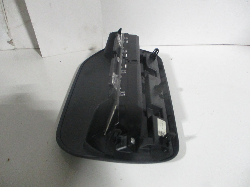 16 Subaru Forester Clock Temperature Display T5121