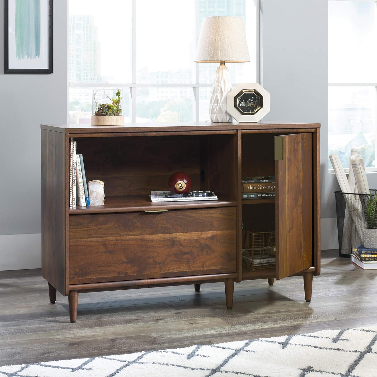 Grand Walnut Credenza T747