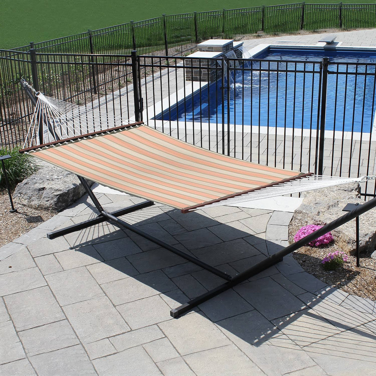 Double Sunbrella Quilted Hammock K771652