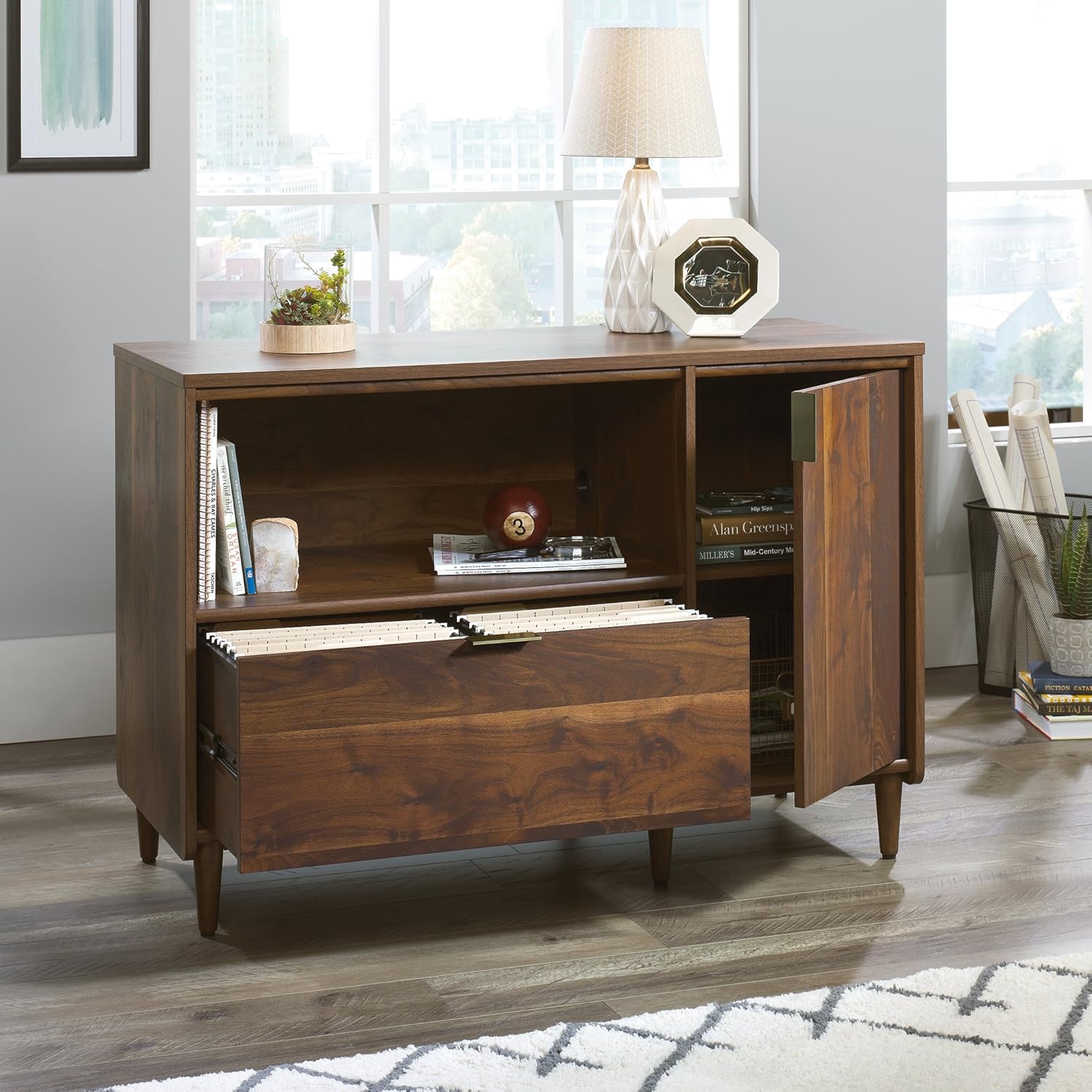 Grand Walnut Credenza T747